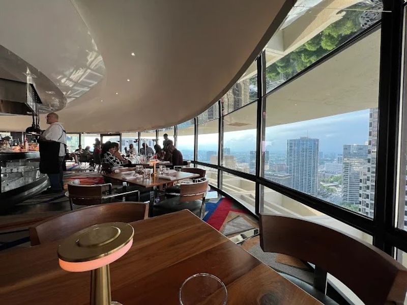 Seating That Puts The Skyline In Every Direction