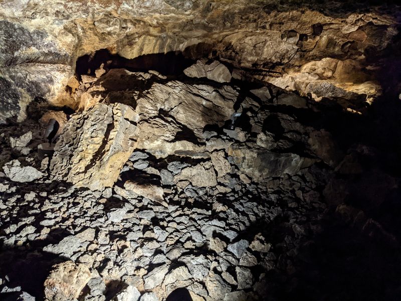 Rock Walls Display Volcanic Artistry