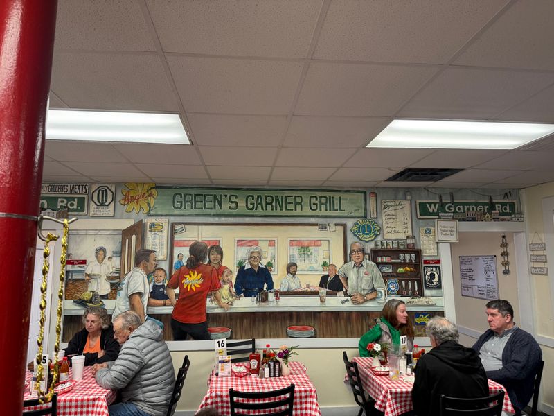 10 North Carolina Eateries Serving Chicken-Fried Steaks Like Grandma Used To Make - Decor Hint Angie's Restaurant, Garner