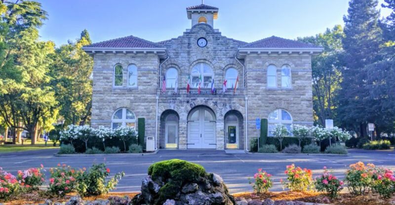 These 15 Romantic Spots In California Feel Like They Belong In A Classic Novel