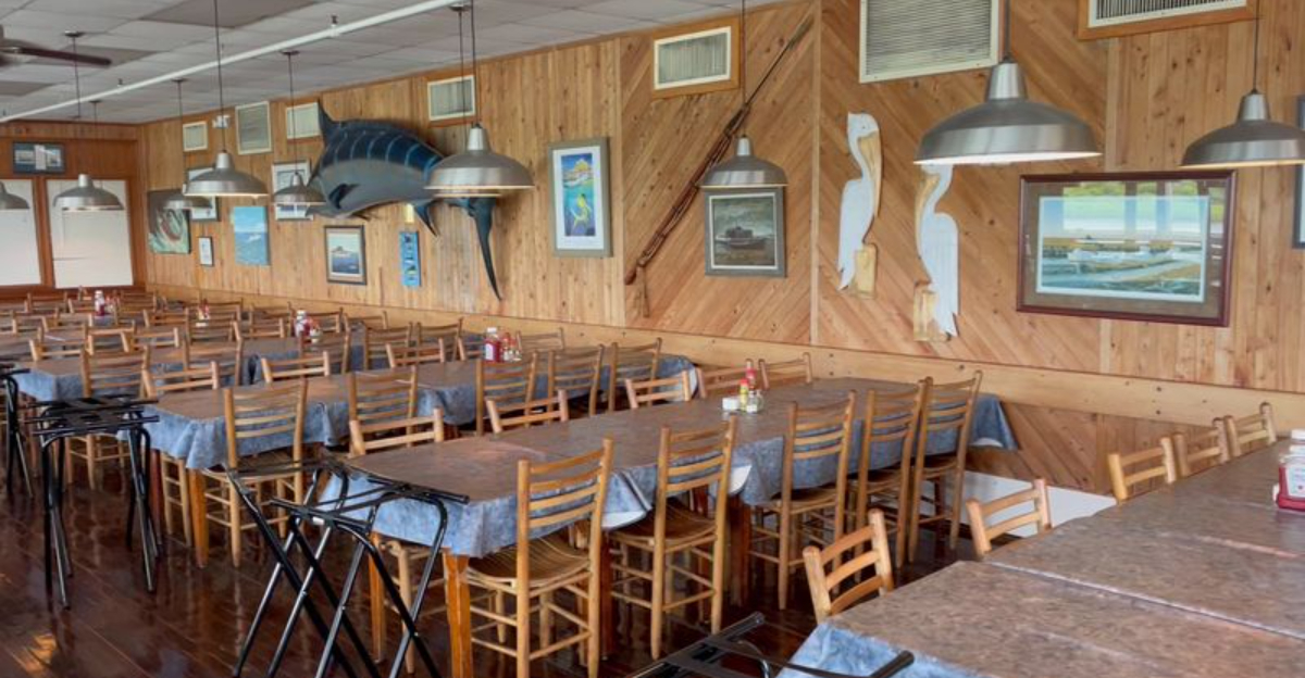 These North Carolina Classic Restaurants Still Dominate The Food Scene - Decor Hint