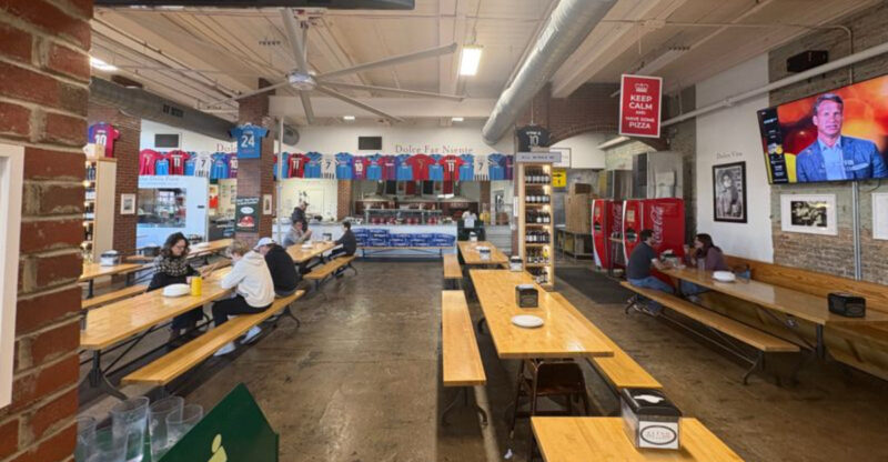 These North Carolina Pizzerias Are Serving Time-Honored Family Flavors