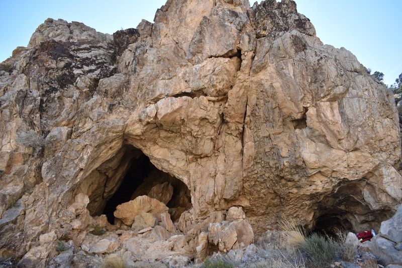 An Overview Of These Prehistoric Caves Near Los Angeles