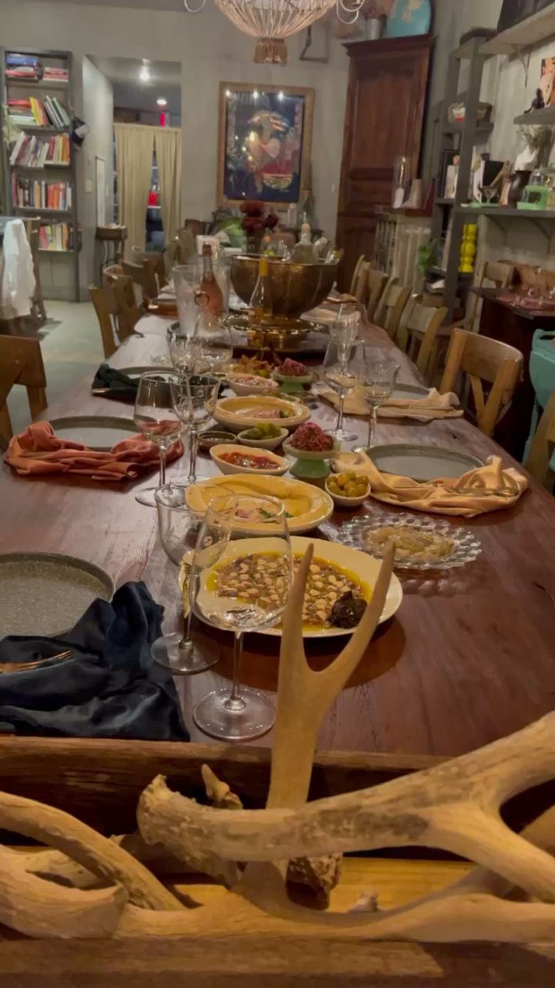 Community Tables Bring Everyone Together