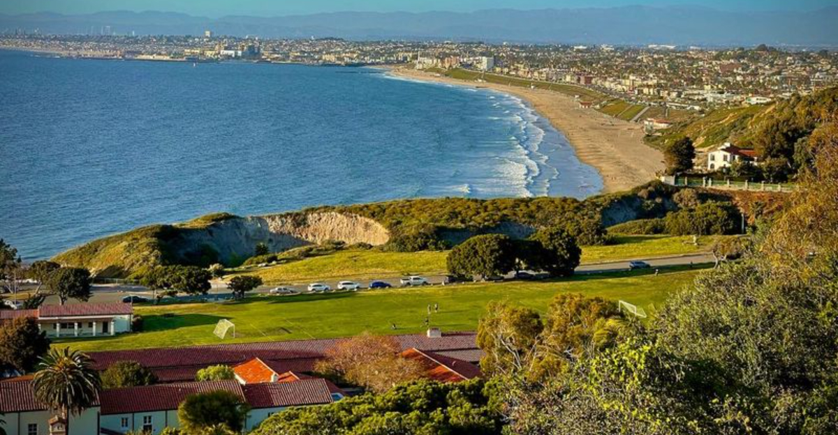 This Captivating Southern California Coastal Drive Is Even More Stunning In March - Decor Hint