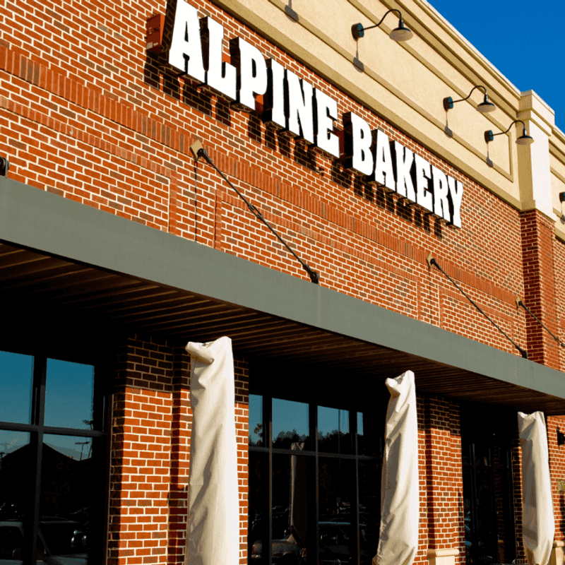 This Chocolatey Woodstock Georgia Bakery Doubles As A New York-Style Pizzeria Heaven - Decor Hint Quick Snapshot