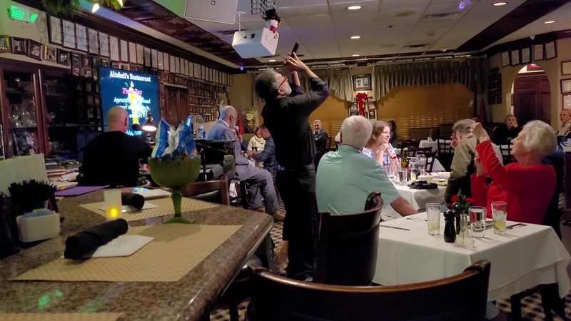 Intimate Candlelit Dining Atmosphere