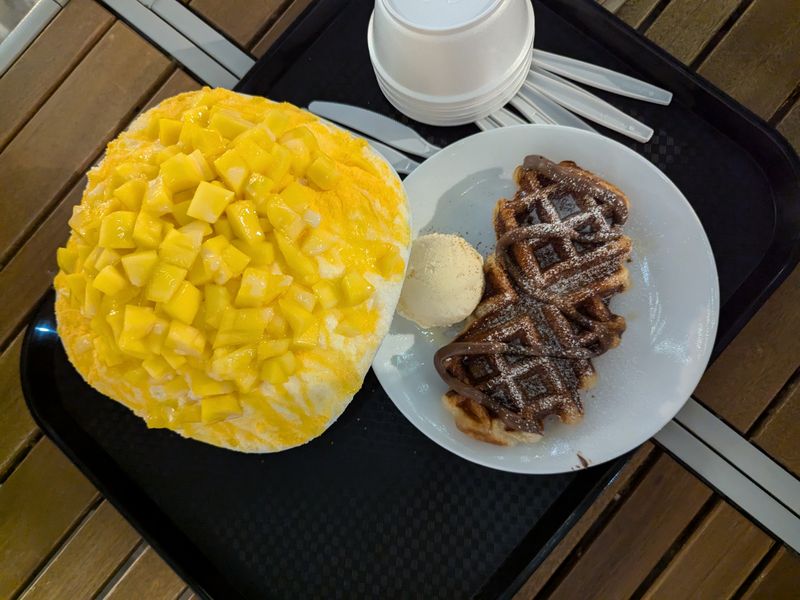 The Bingsu Is Legitimately Cloud-Like