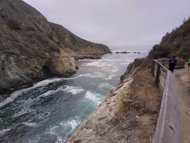 This Easy 1-Mile Hike In California Is So Stunning, You'll Be Dreaming About It For Days - Decor Hint Trailhead Location Along Highway 1