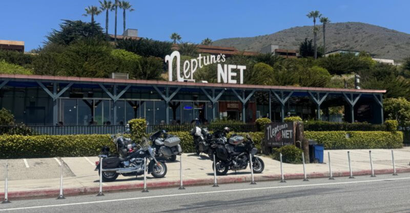 This Legendary California Seafood Stop Is A Must-Visit Along The Coast Highway