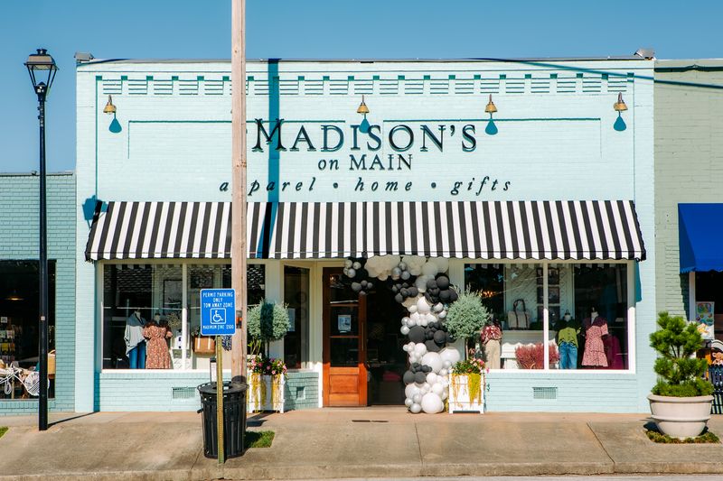 Main Street Shopping District