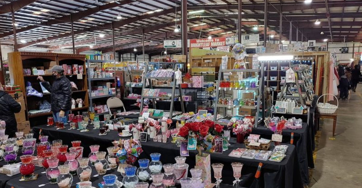 This North Carolina Flea Market Has Deals So Good Youll Need A Bigger Trunk - Decor Hint