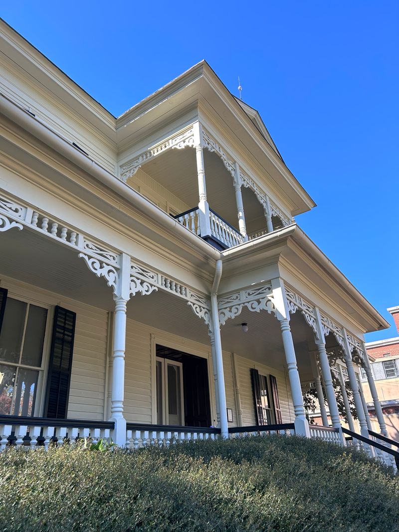 Victorian Stick-Eastlake Architecture That Stops Passersby