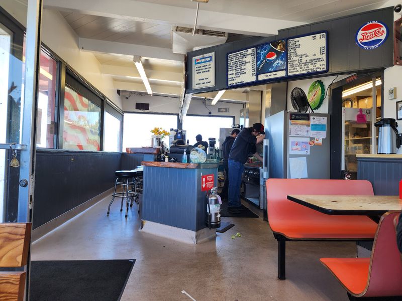 Classic Diner Atmosphere That Feels Like Home