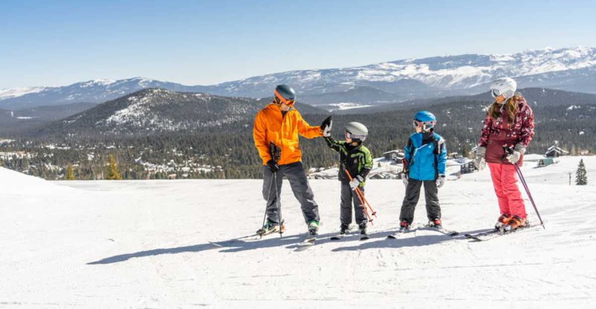 This Trendy California Ski Resort Feels Like A Winter Playground In The Sierra - Decor Hint