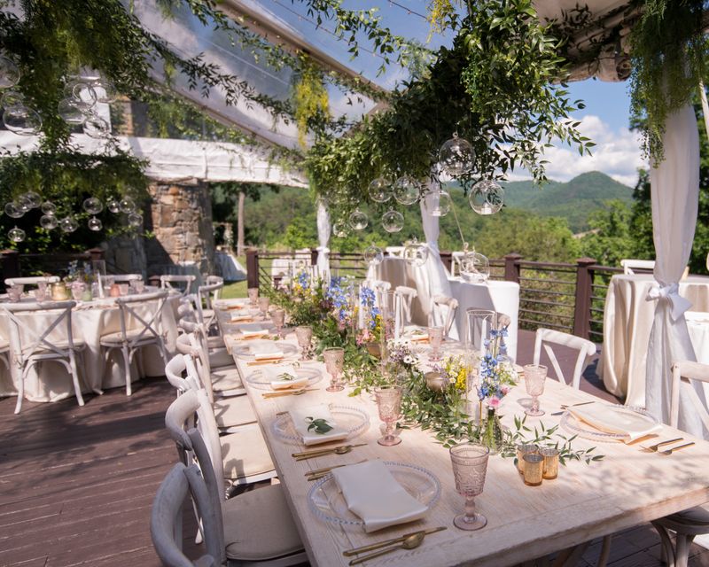 This Secret Castle In North Carolina Brings Medieval Magic To Life - Decor Hint Award-Winning Culinary Excellence From Five-Star Chefs