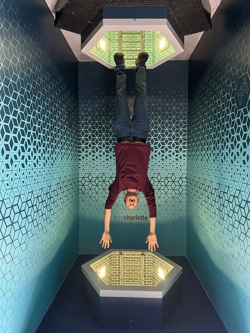 Step Into Illusion At This North Carolina Museum Where Reality Gets Twisted - Decor Hint Reversed Room Flips Familiar Spaces