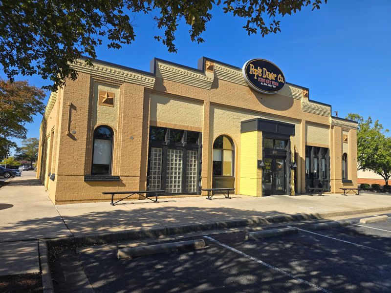 13 Virginia Chicken-Fried Steak Restaurants That Taste Like Sunday Dinner Memories - Decor Hint Pop’s Diner Co.