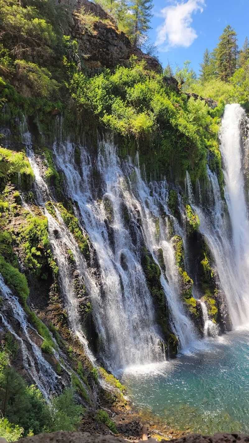 Basalt Cliff Formation Creates Perfect Structure