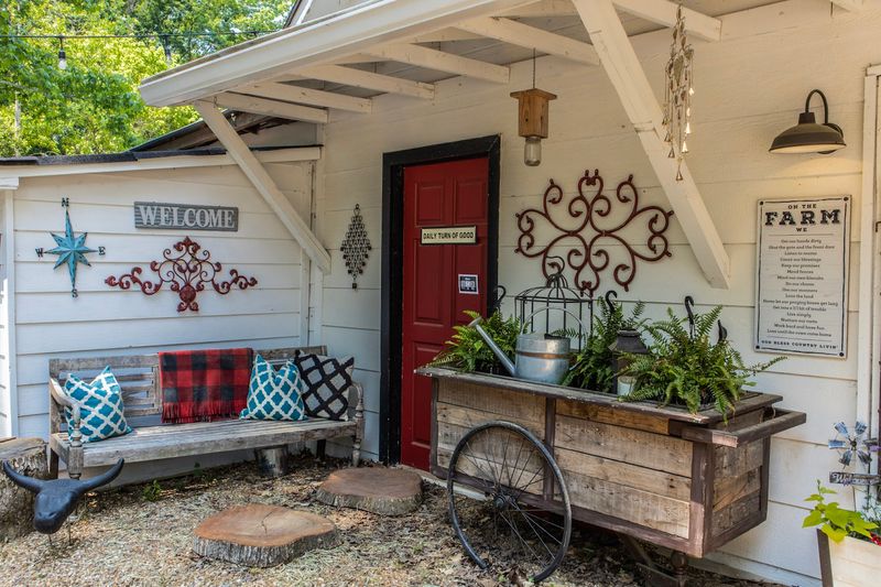 Community Engagement and Like-Minded Connections