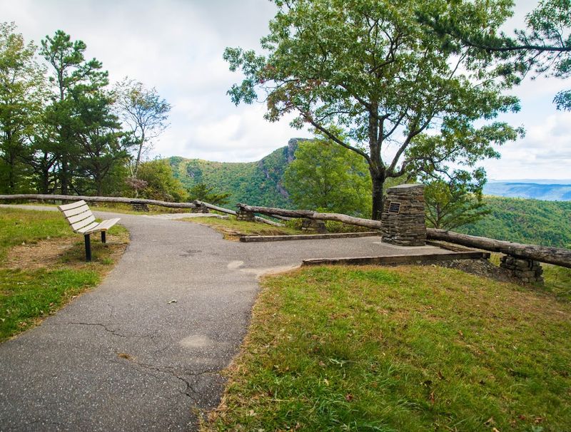 A North Carolina Overlook That Feels Like The Top Of The World - Decor Hint Picnic Benches With Views