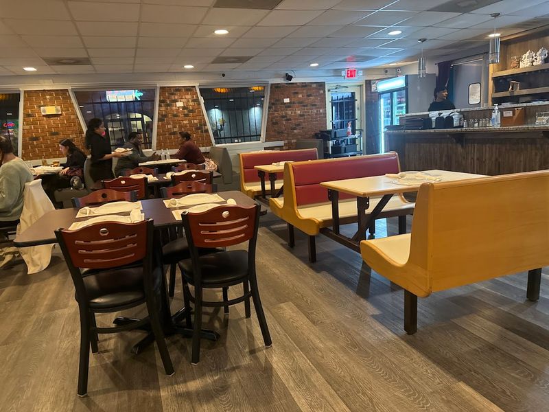 Spice Up Your Day At This North Carolina Indian Eatery Everyone's Talking About - Decor Hint Friendly Service That Feels Genuinely Welcoming
