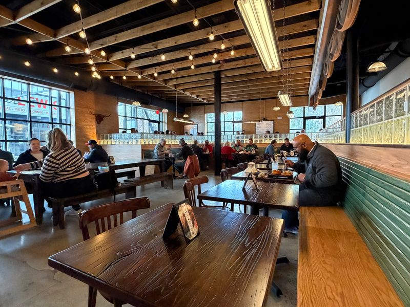 This Georgia Smokehouse Serves Brisket So Good You'll Dream About It - Decor Hint Value That Respects Your Budget