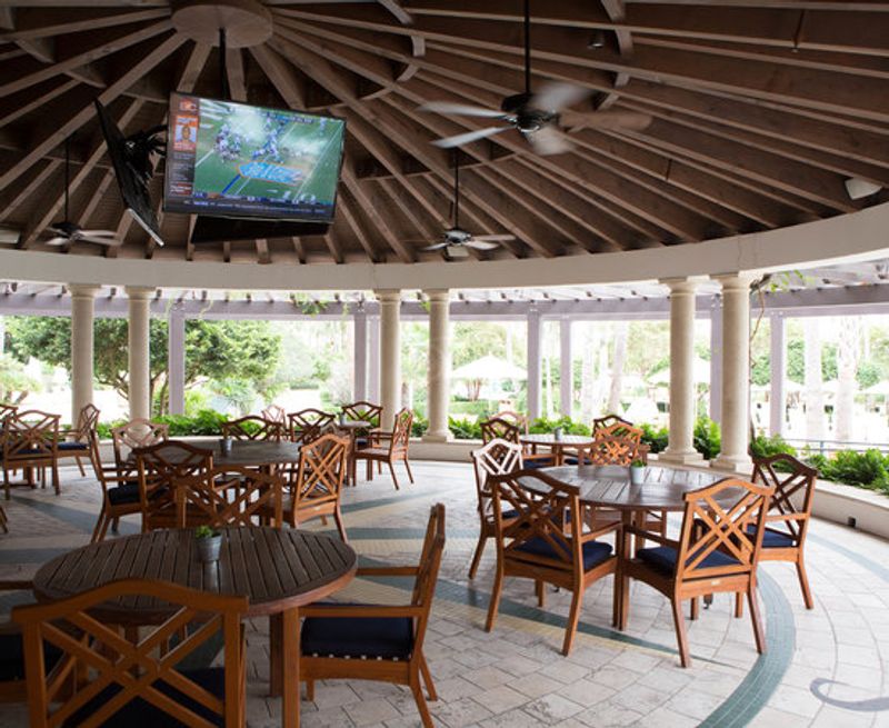 Lake & Beach Snack Bar — Chatsworth