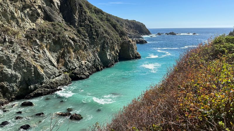 This Easy 1-Mile Hike In California Is So Stunning, You'll Be Dreaming About It For Days - Decor Hint No Dogs Allowed Policy