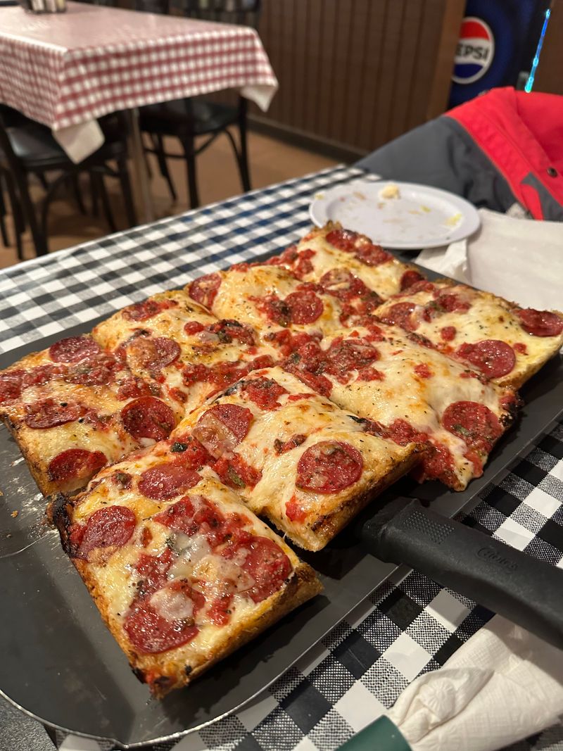 Buddy's Pizza