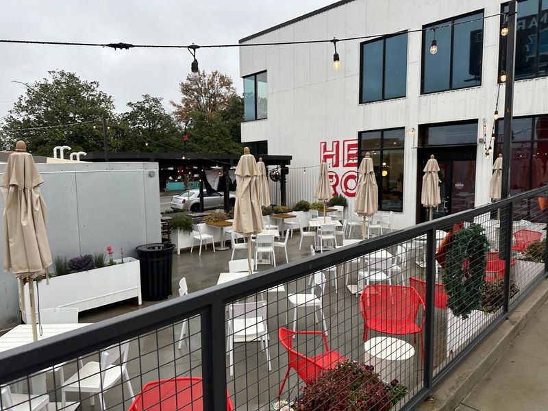 11 Georgia Hot Dog Favorites That Never Go Out Of Style - Decor Hint Hot Dog Pete's, Gainesville