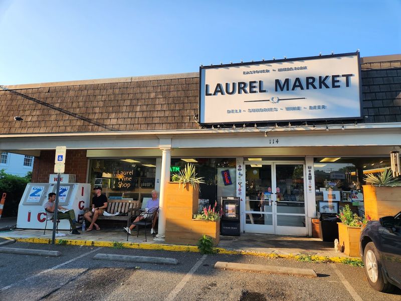 Laurel Market