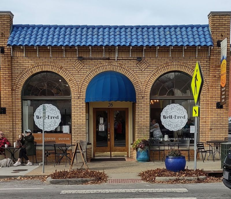 Well Bred Bakery And Cafe, Weaverville