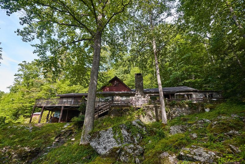 11 North Carolina Restaurants That Offer Easter Views You Will Never Forget - Decor Hint The Gamekeeper, Boone