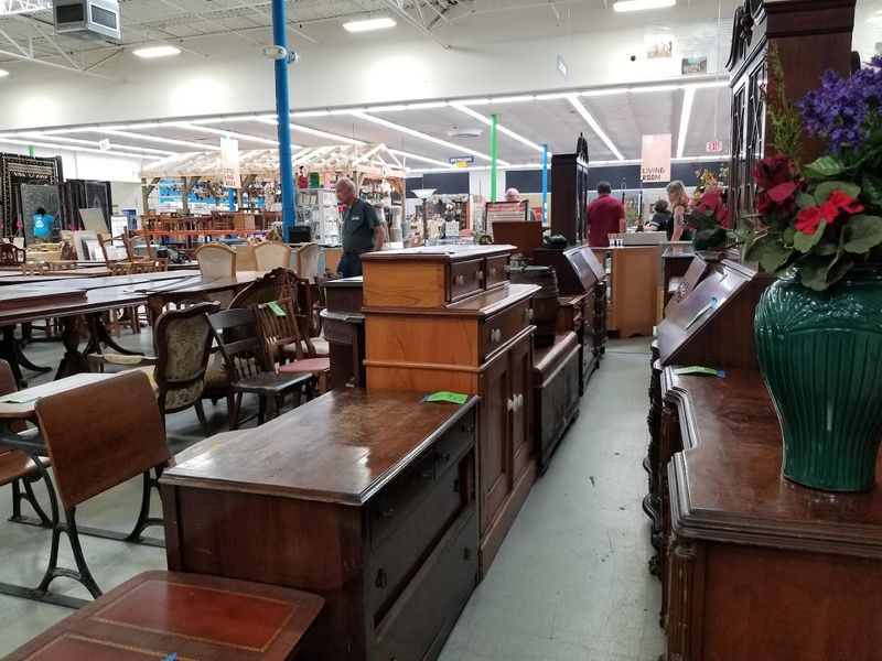 Habitat For Humanity ReStore Wendover, Charlotte, NC