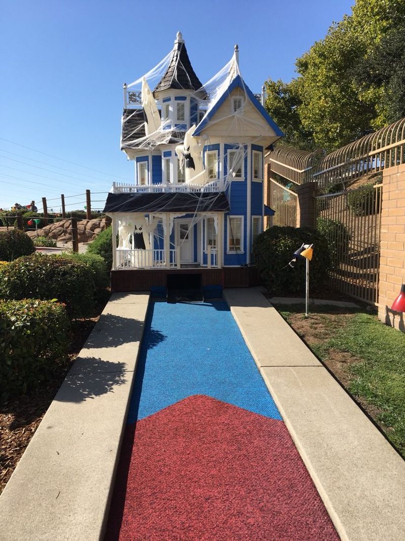 9 Playful Mini Golf Courses In California That Will Awaken Your Inner Child - Decor Hint Golfland Sunsplash, Roseville