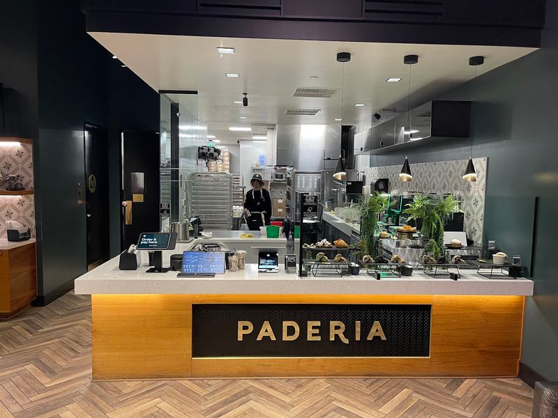 This California Bakehouse Turns Cookies Into Pure Magic - Decor Hint The Atmosphere Inside The Bakehouse