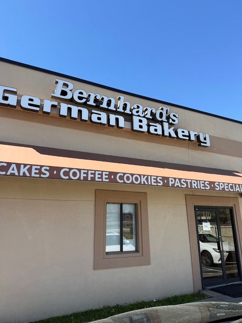 Convenient Location Just Off Atlanta Road In Marietta