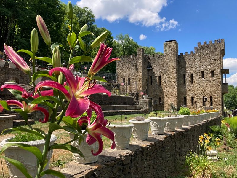 This Hidden Castle In Ohio Feels Like A Piece Of The Middle Ages - Decor Hint Why This Place Deserves A Spot On Your Ohio List