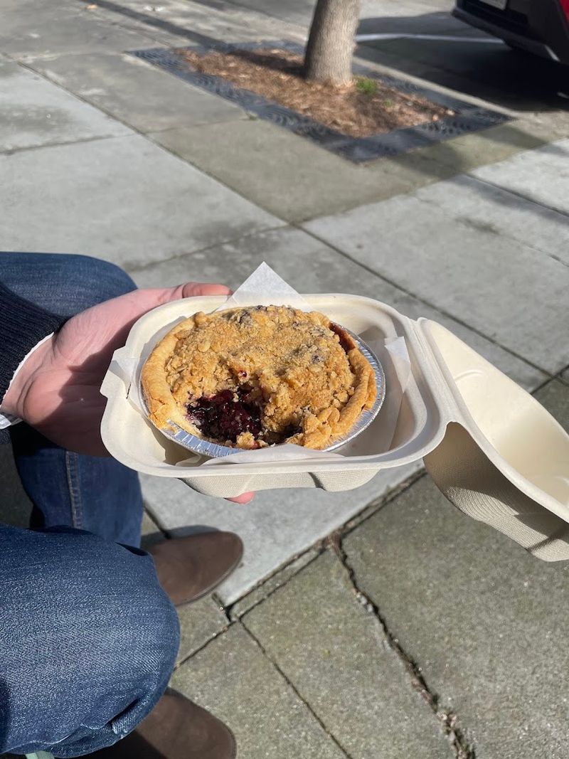 People Drive From All Over California To Eat At These Iconic Farm-To-Table Pies - Decor Hint The Menu Changes With The Seasons