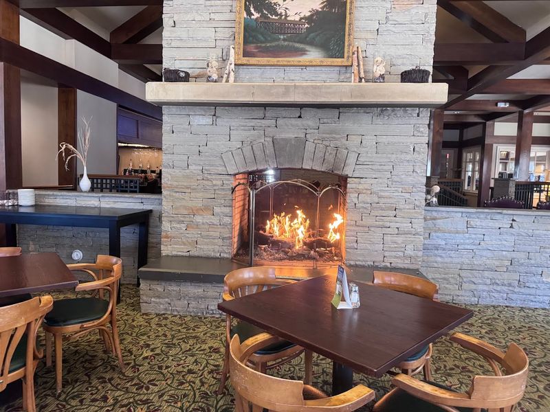 The Fried Grouper And Loaded Nachos Are Just As Delicious As The Views At This Stone Mountain Restaurant Georgia - Decor Hint Casual Dress Code That Puts Everyone at Ease