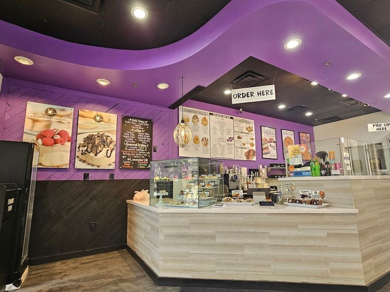 Operating Hours That Vary By Day Of The Week