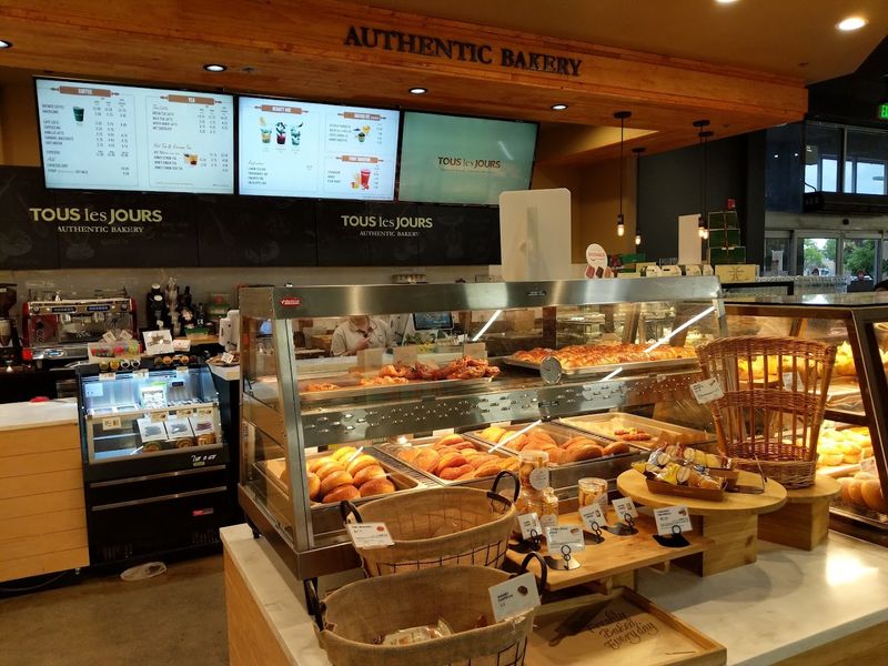 The In-Store Bakery That Keeps Shoppers Coming Back