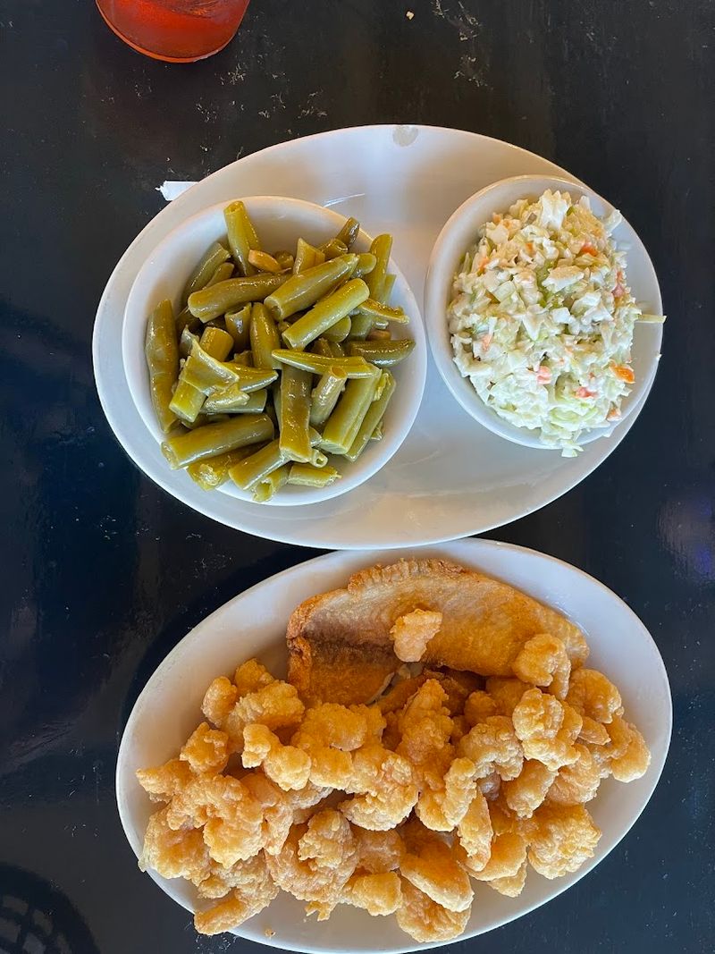 Locals Say This Fried Flounder Is Worth The Drive