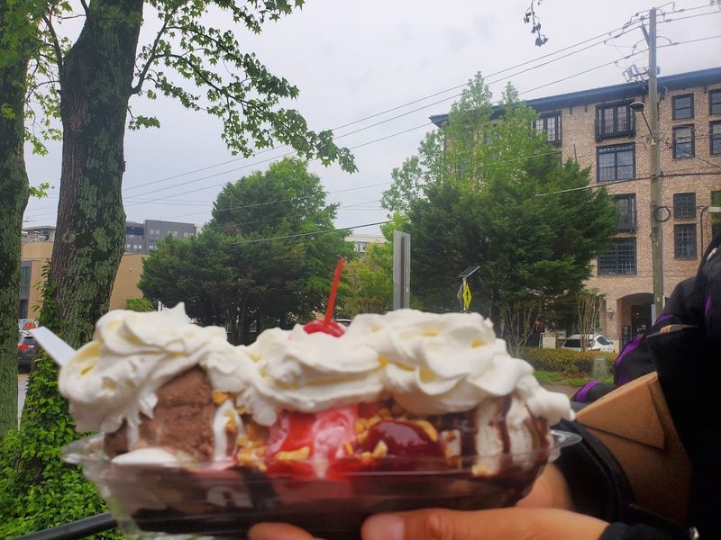 Outdoor Seating Right Next To The Tracks