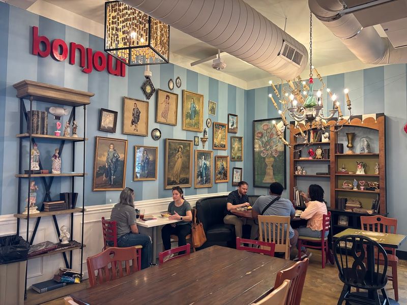 North Carolina Bakery Where The Shelves Rarely Stay Full Past 10 A.M. - Decor Hint Design Worth Noticing