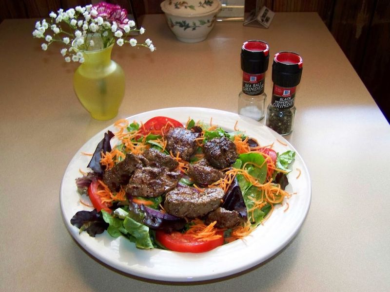 14 Remote Florida Eateries Worth Steering Off The Highway For - Decor Hint Red Wing Restaurant, Groveland