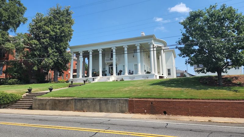 There's A Very Good Reason This Georgia Estate Is Known As The Palace Of The South - Decor Hint National Historic Landmark Status