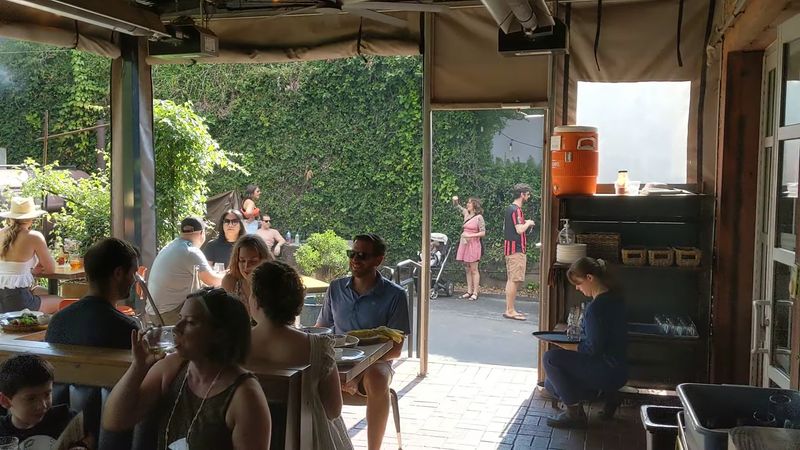 These 15 Georgia Restaurants Stay Busy From Open To Close - Decor Hint Staplehouse