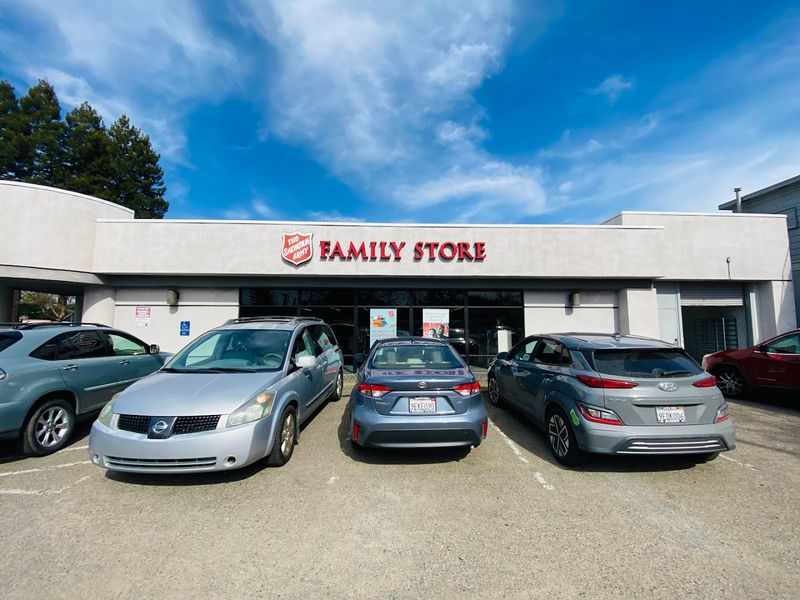 The Salvation Army Thrift Store, Santa Rosa
